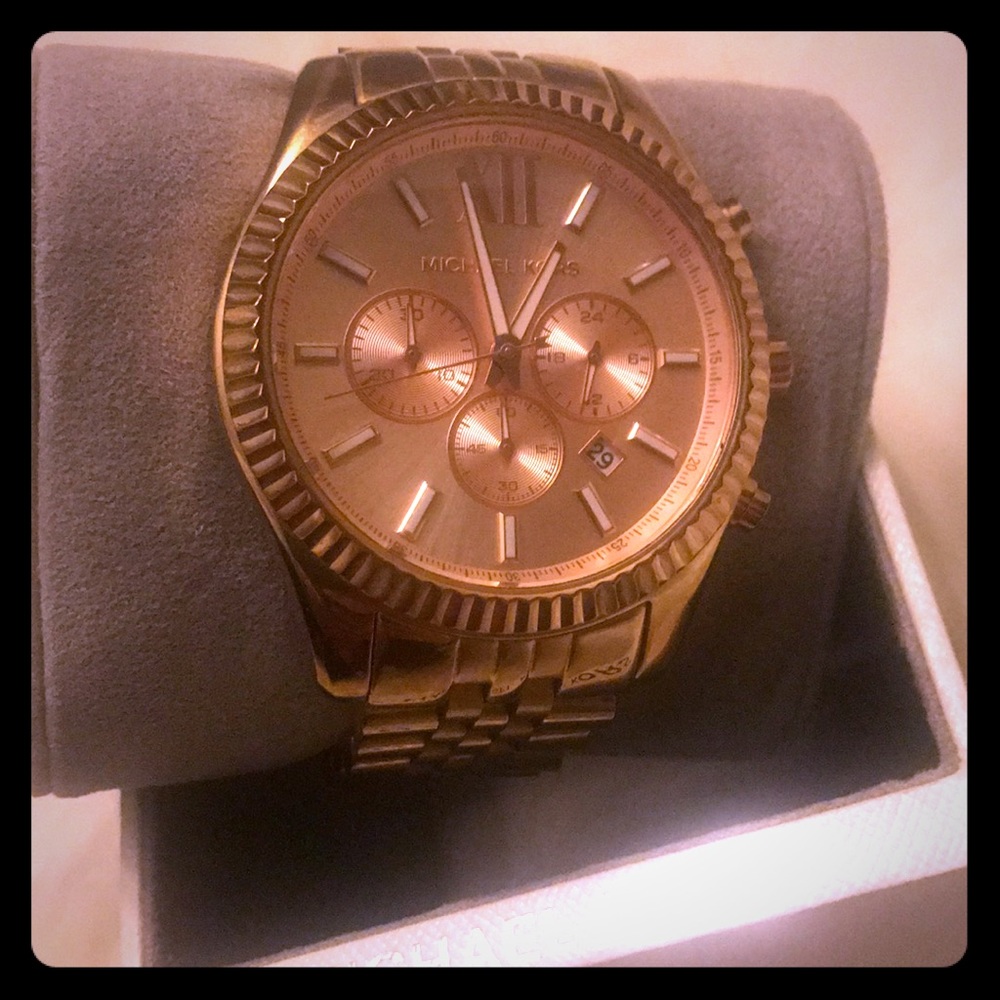 Michael kors big face watch